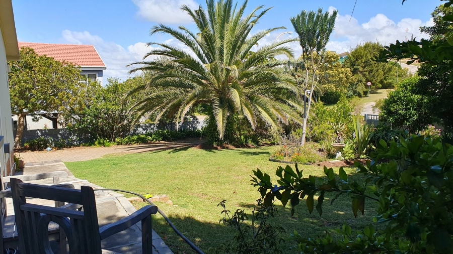 2 Bedroom Property for Sale in Dana Bay Western Cape